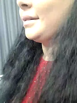 Snapshot of BustyMadison chatting on January 14, 9:13 am BustyMadison online show from January 14, 9:13 am