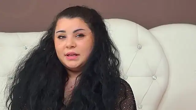 Snapshot of BustyMadison chatting on January 20, 9:46 am BustyMadison online show from January 20, 9:46 am