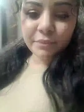 Snapshot of BustyMadison chatting on January 24, 7:19 am BustyMadison online show from January 24, 7:19 am