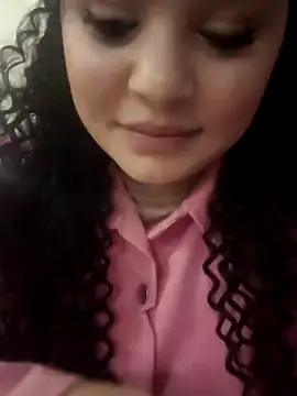 Snapshot of BustyMadison chatting on February 10, 8:53 am BustyMadison online show from February 10, 8:53 am