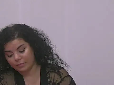 Snapshot of BustyMadison chatting on October 15, 8:25 am BustyMadison online show from October 15, 8:25 am