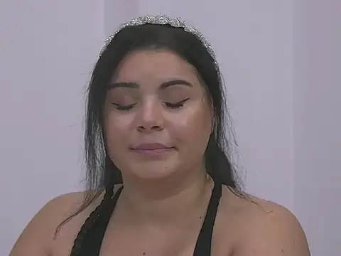 Snapshot of BustyMadison chatting on October 18, 7:53 am BustyMadison online show from October 18, 7:53 am