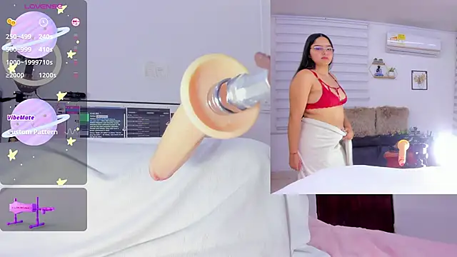 sofi velez online show from February 27, 7:23 am