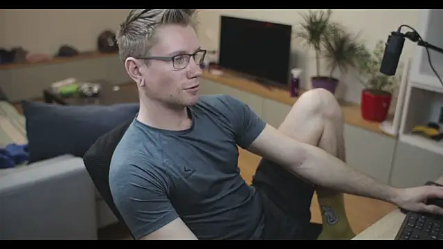 kevin-park online show from December 23, 2:28 pm