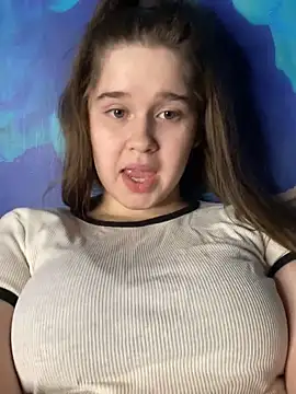 HornyGirlH online show from December 4, 11:57 pm