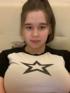 HornyGirlH online show from February 4, 1:23 am