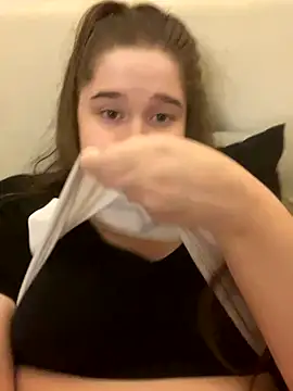 HornyGirlH online show from September 10, 11:27 pm