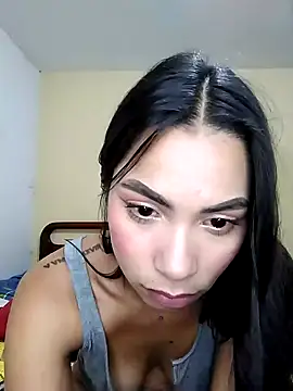 Snapshot of iamemmablake chatting on December 20, 1:36 am iamemmablake online show from December 20, 1:36 am