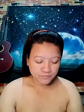 Snapshot of Urchanel chatting on February 1, 2:13 pm Urchanel online show from February 1, 2:13 pm