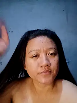 Snapshot of Urchanel chatting on February 12, 12:33 pm Urchanel online show from February 12, 12:33 pm