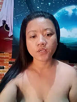 Snapshot of Urchanel chatting on March 13, 12:37 am Urchanel online show from March 13, 12:37 am