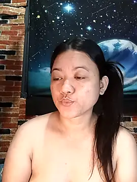 Snapshot of Urchanel chatting on September 11, 10:32 pm Urchanel online show from September 11, 10:32 pm