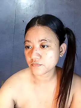 Snapshot of Urchanel chatting on October 17, 8:06 am Urchanel online show from October 17, 8:06 am