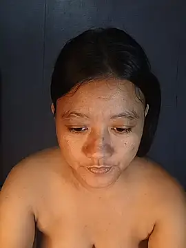 Snapshot of Urchanel chatting on November 9, 5:50 am Urchanel online show from November 9, 5:50 am