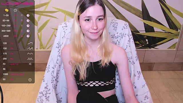 Snapshot of fleximona chatting on December 29, 6:49 pm fleximona online show from December 29, 6:49 pm