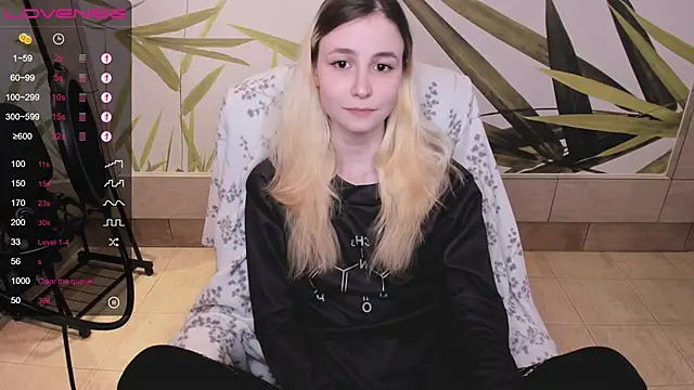 Snapshot of fleximona chatting on January 26, 9:40 am fleximona online show from January 26, 9:40 am