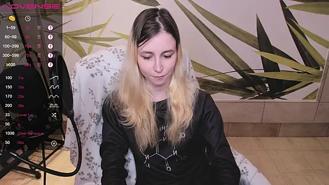 Snapshot of fleximona chatting on January 26, 12:43 pm fleximona online show from January 26, 12:43 pm