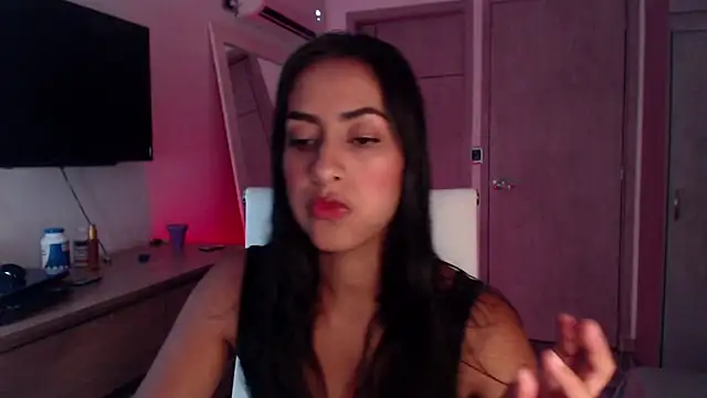 Brown skin11 online show from October 7, 10:07 pm