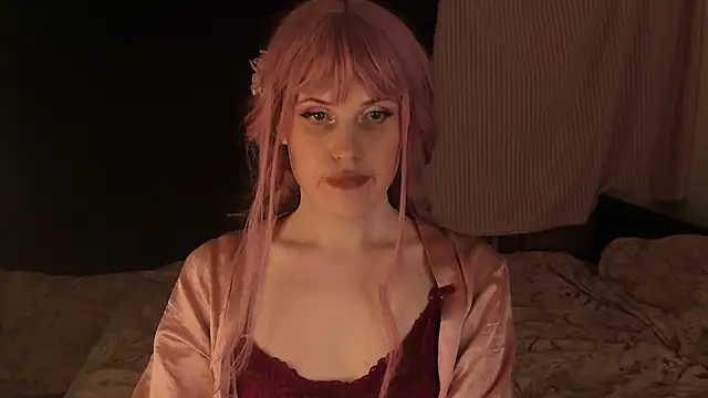 Snapshot of EffieMinki chatting on December 17, 11:38 pm EffieMinki online show from December 17, 11:38 pm