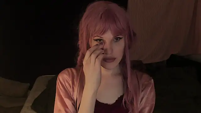 Snapshot of EffieMinki chatting on January 20, 3:50 pm EffieMinki online show from January 20, 3:50 pm