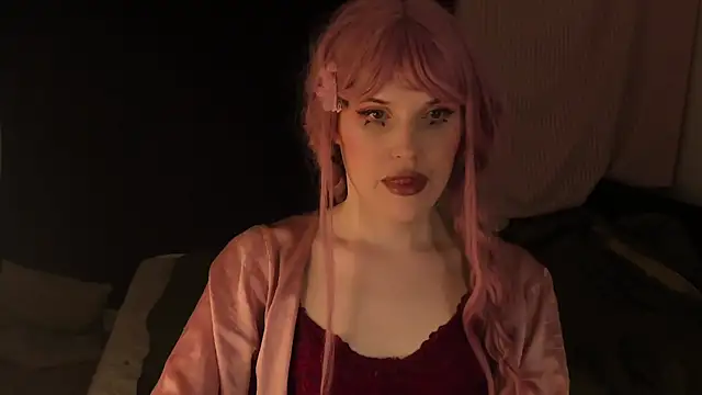 Snapshot of EffieMinki chatting on January 22, 4:55 pm EffieMinki online show from January 22, 4:55 pm