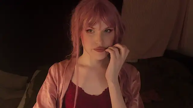 Snapshot of EffieMinki chatting on January 24, 3:45 pm EffieMinki online show from January 24, 3:45 pm