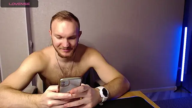 Toress1 online show from January 15, 5:05 pm