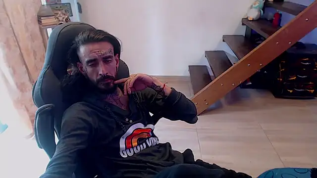 harry reems1 online show from January 10, 7:00 pm