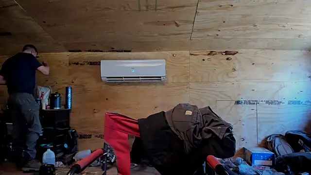 Kenny Kyle online show from February 24, 8:14 pm