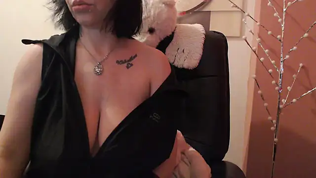 Snapshot of algodonyfresa chatting on January 26, 9:51 pm algodonyfresa online show from January 26, 9:51 pm