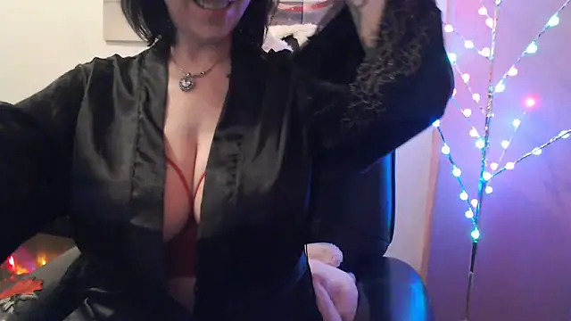 Snapshot of algodonyfresa chatting on February 5, 6:56 am algodonyfresa online show from February 5, 6:56 am