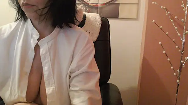 Snapshot of algodonyfresa chatting on February 9, 9:37 am algodonyfresa online show from February 9, 9:37 am