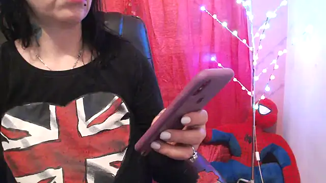 Snapshot of algodonyfresa chatting on December 5, 12:41 am algodonyfresa online show from December 5, 12:41 am