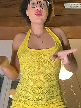 Snapshot of Lauyako chatting on January 31, 9:05 pm Lauyako online show from January 31, 9:05 pm