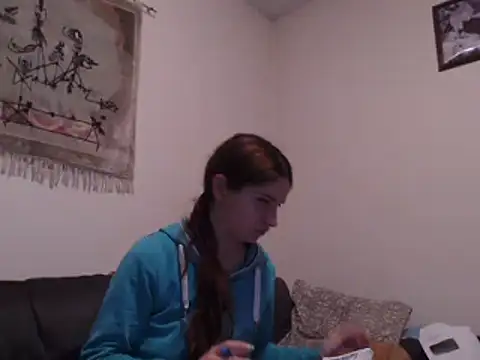 Snapshot of Geile-Luna chatting on December 4, 7:12 pm Geile-Luna online show from December 4, 7:12 pm