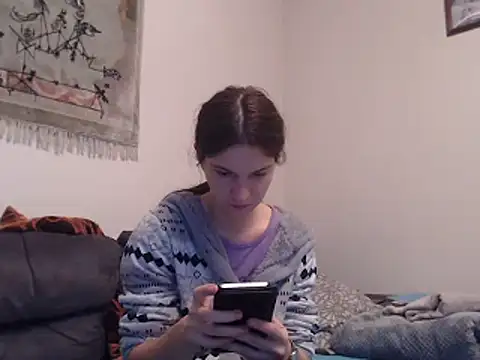 Snapshot of Geile-Luna chatting on February 12, 9:11 pm Geile-Luna online show from February 12, 9:11 pm