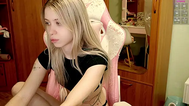 Snapshot of ho1yho1e chatting on January 26, 7:32 am ho1yho1e online show from January 26, 7:32 am