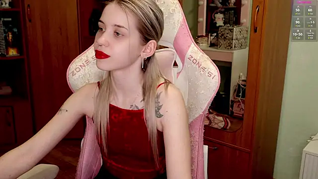 Snapshot of ho1yho1e chatting on March 2, 5:58 pm ho1yho1e online show from March 2, 5:58 pm