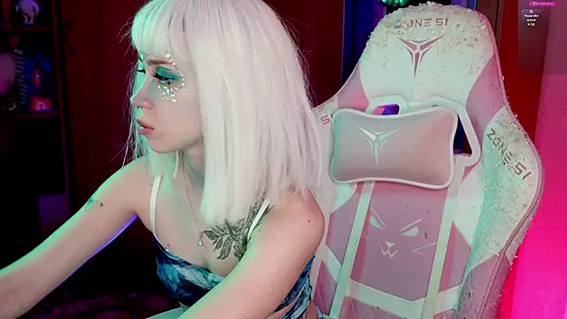 Snapshot of ho1yho1e chatting on March 15, 7:16 pm ho1yho1e online show from March 15, 7:16 pm