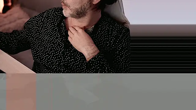 Sanders White online show from February 11, 2:35 am