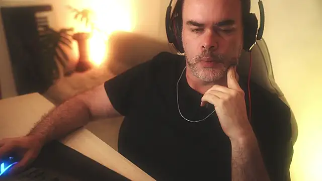 Sanders White online show from March 4, 4:06 am