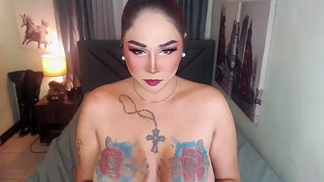 Snapshot of Transdomts4u chatting on March 9, 4:55 pm Transdomts4u online show from March 9, 4:55 pm