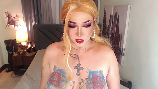 Snapshot of Transdomts4u chatting on March 22, 9:21 pm Transdomts4u online show from March 22, 9:21 pm