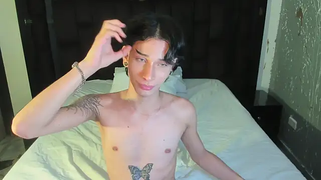 AndyWiilliams online show from January 14, 12:00 am