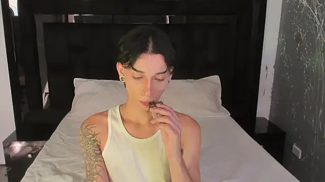 AndyWiilliams online show from January 15, 9:30 pm