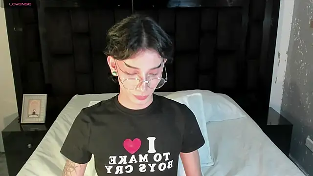 AndyWiilliams online show from February 7, 12:31 am