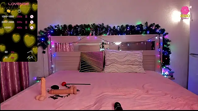 Snapshot of Leila_Sweetie chatting on December 21, 3:58 am Leila Sweetie online show from December 21, 3:58 am