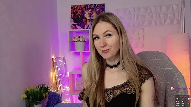 Hello Lisha online show from February 27, 11:10 am