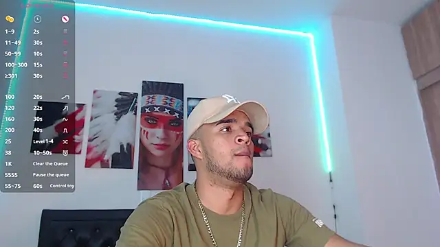 Snapshot of Bigcock_21cm_ chatting on December 4, 7:56 pm Bigcock 21cm online show from December 4, 7:56 pm