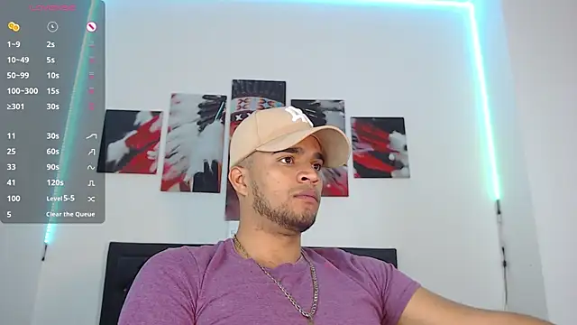 Snapshot of Bigcock_21cm_ chatting on December 5, 1:06 pm Bigcock 21cm online show from December 5, 1:06 pm